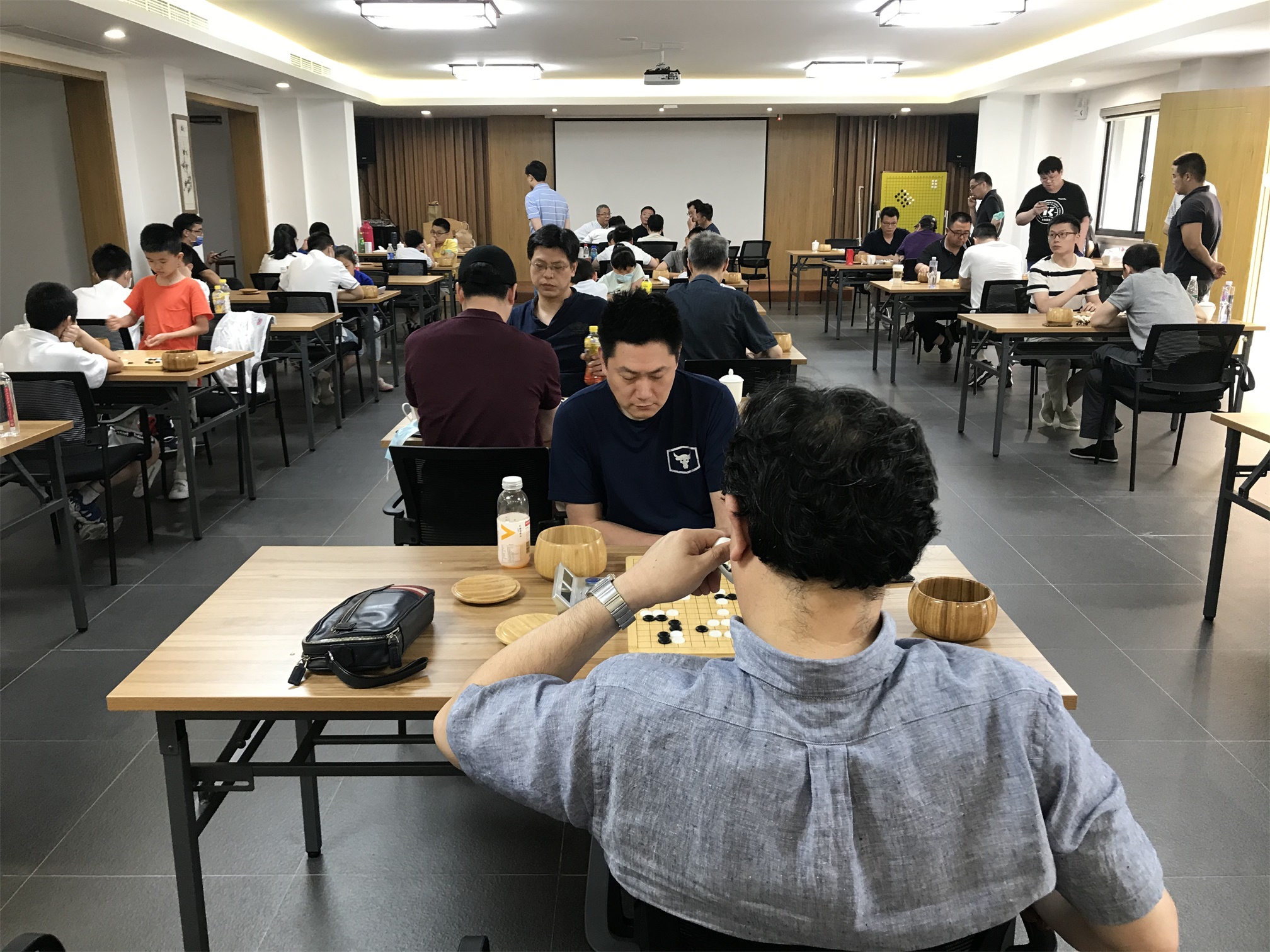 上海围棋老师(上海围棋老师一对一价格)