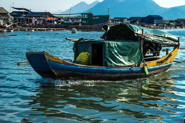 霞浦浒屿澳村最原始的连家船民被誉为中国的海上吉普寨人