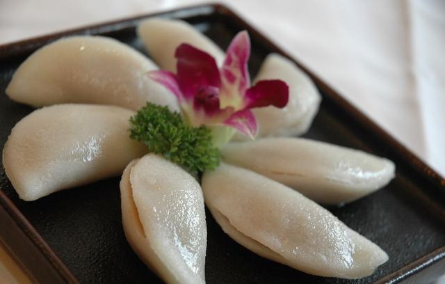 月亮做的糕糕不用去月亮上吃的月亮糕