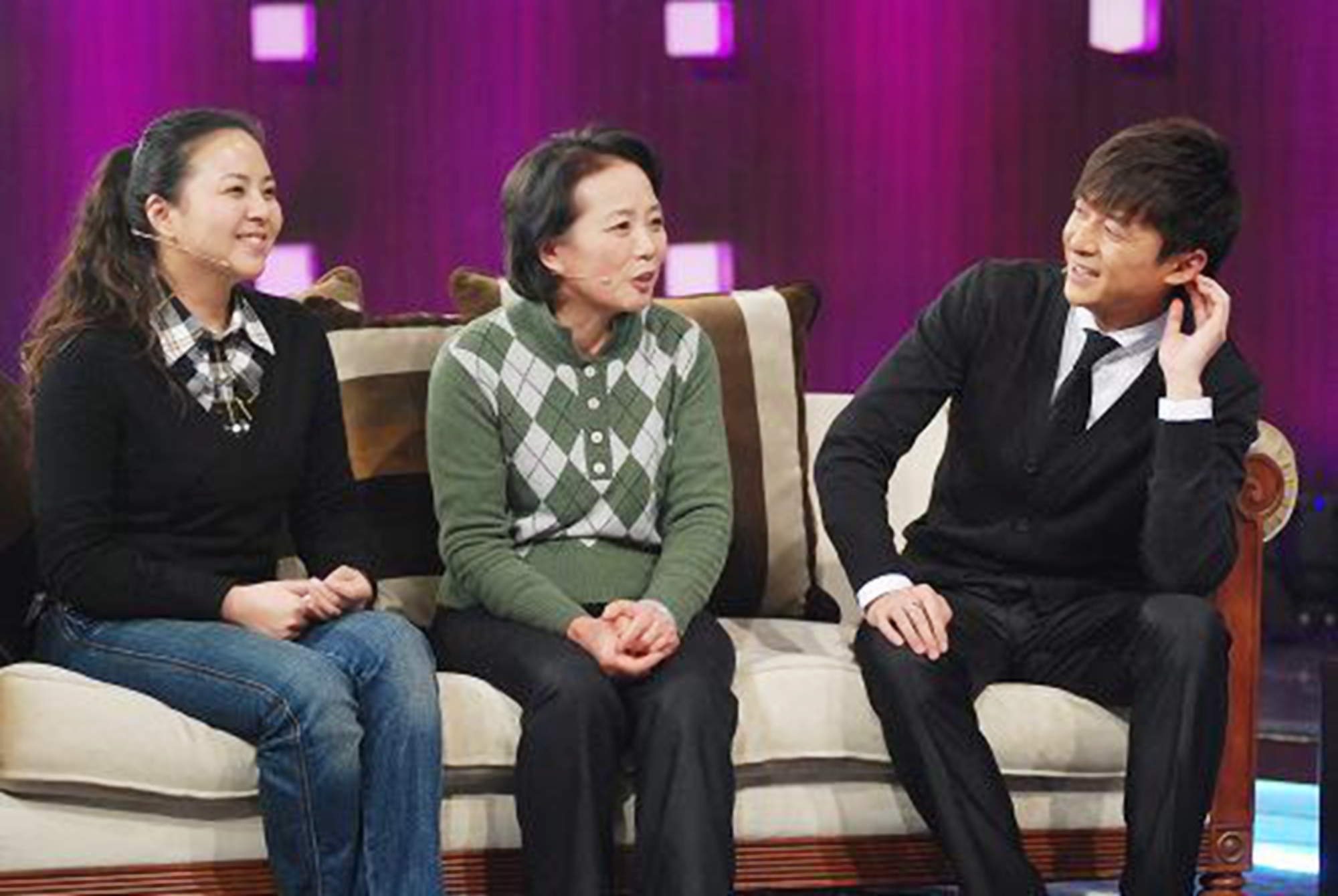 原创亲姐不婚41岁朱雨辰成妈宝男真正的母爱是一场华丽的转身