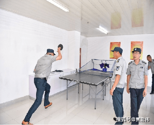 "退役军人之家"设阅览室,资料室,健身室,棋牌室,为退役军人提供学习