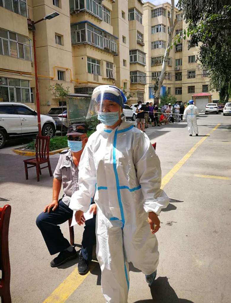 乌鲁木齐市鸿雁社区和驻社区"访惠聚"工作队周密谋划,精心组织,通过