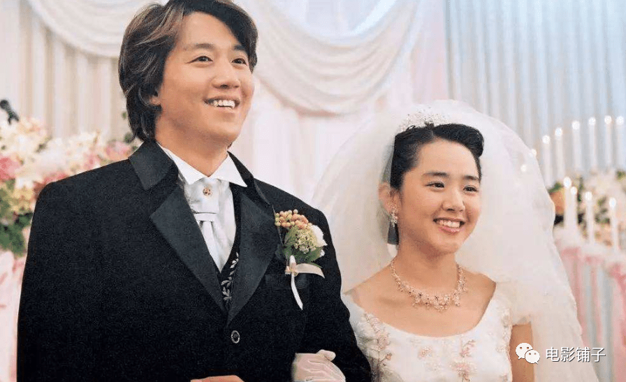 深受大家喜爱的,是他和文根英主演的《我的小小新娘》.