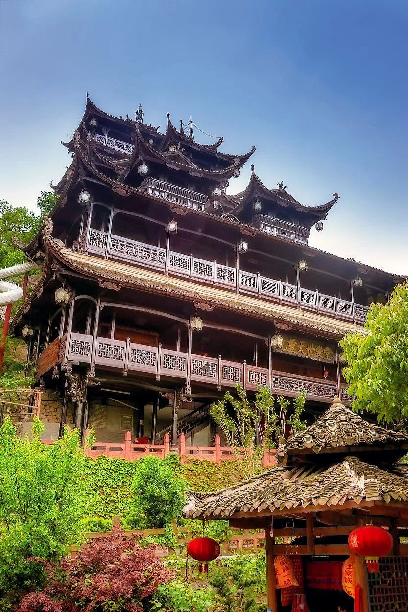 武陵源区旅游景点:武陵源, (百龙天梯,袁家寨子,杨家界,黄石寨,石家檐