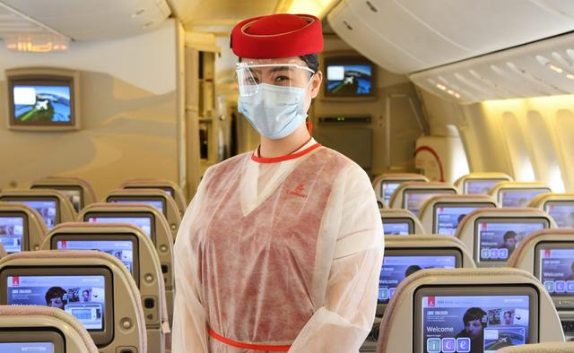 阿联酋航空空姐制服图片