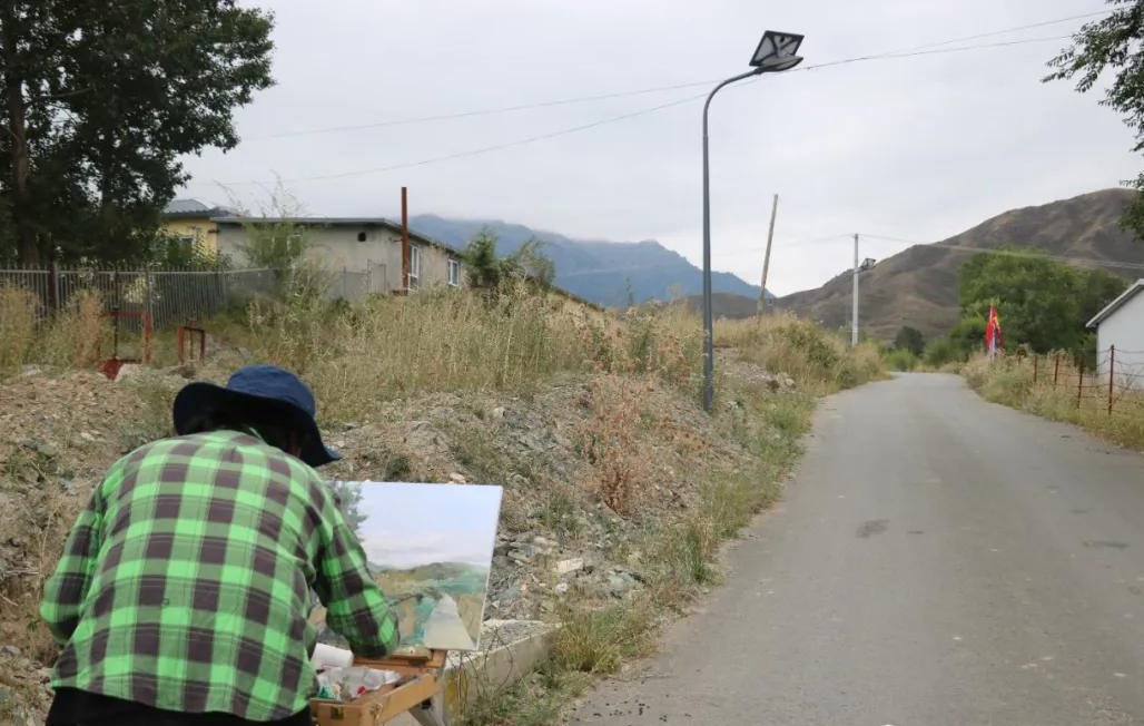 【新疆首个画家村】吉木萨尔新地乡小分子村引领农村经济发展