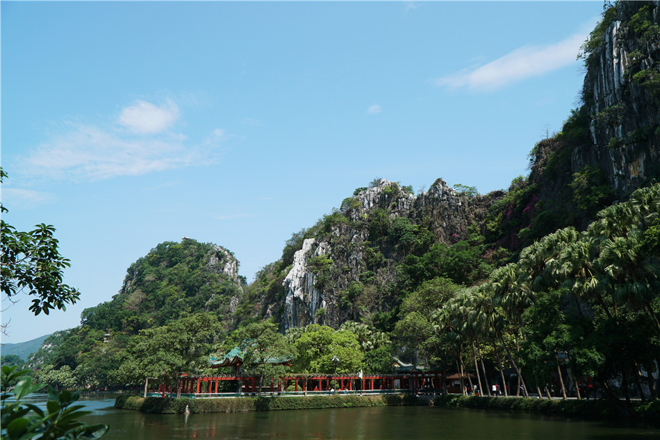 粤西行:肇庆,七星岩,山水相映衬,犹如画中行