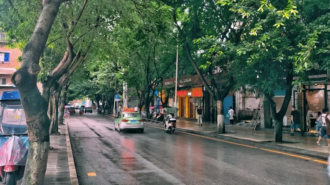 达州风情街巷,满满的都是人间烟火味_二马路