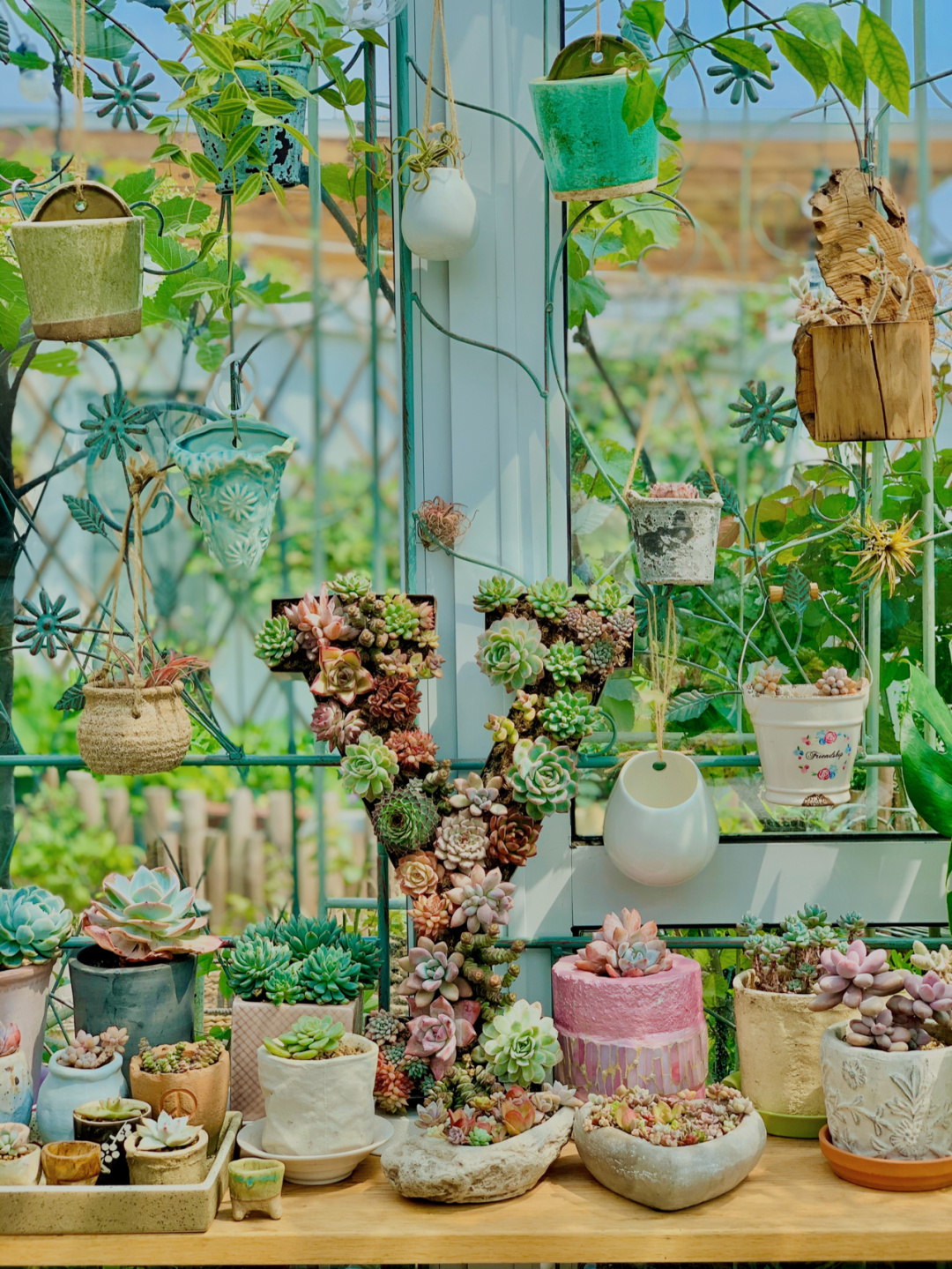 40㎡露台"阳光花房",打造一个365天都有花开的屋顶小花园