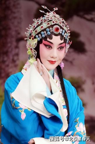 春晚常客李胜素:从"村姑"到"京剧第一美人",成功并非偶然