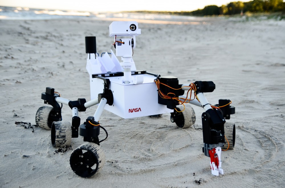 github硬核创客自制火星机器人,免费开源模拟"好奇号"