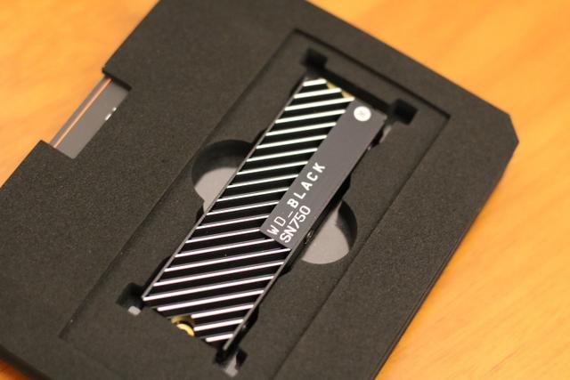 西部数据黑盘高端系列,sn750实战分3400mb/s,游戏性能直线狂飙