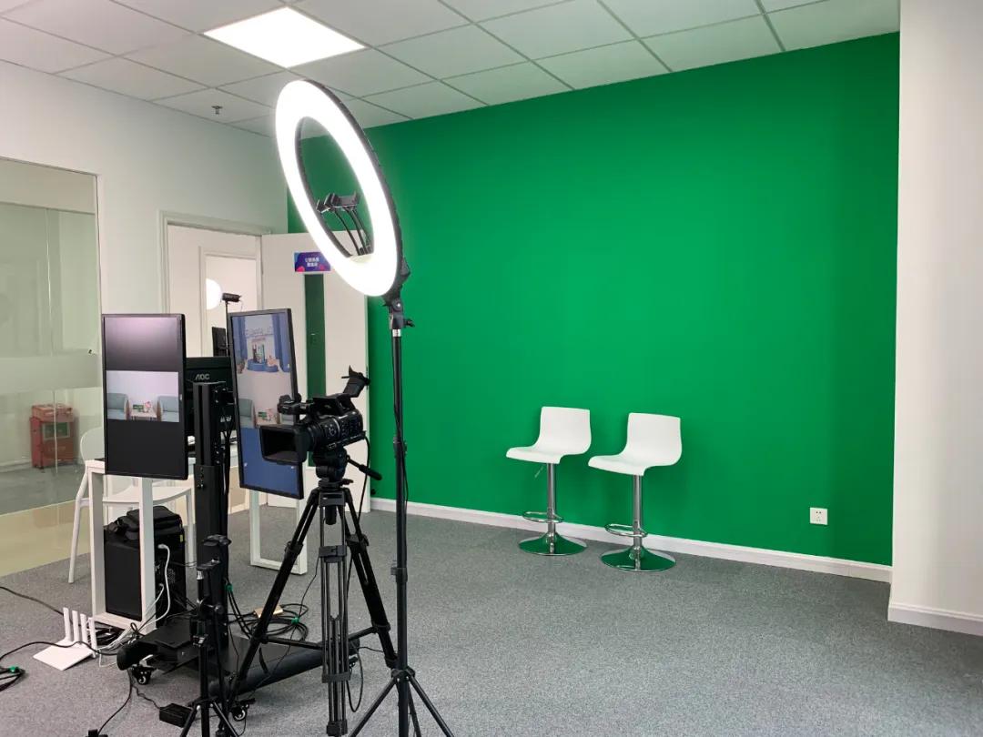 听说这届珠姐要直播带货?