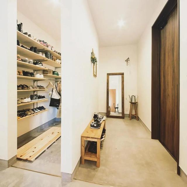 玄关不要再做鞋柜!学习日本人做储藏室,收纳力强又好用