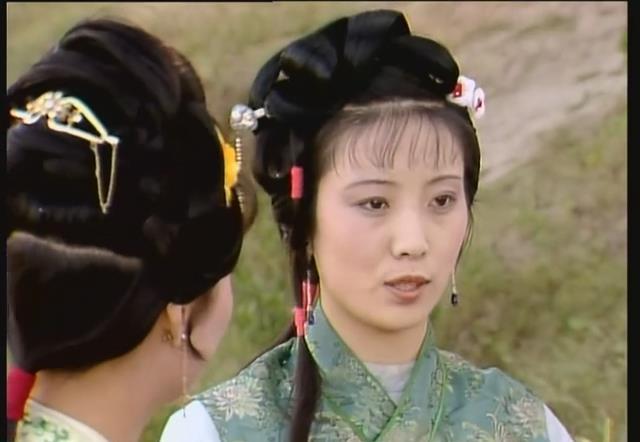 原创鸳鸯拒婚时一句玩笑,居然在袭人,平儿那应验了,自己却逃离命运