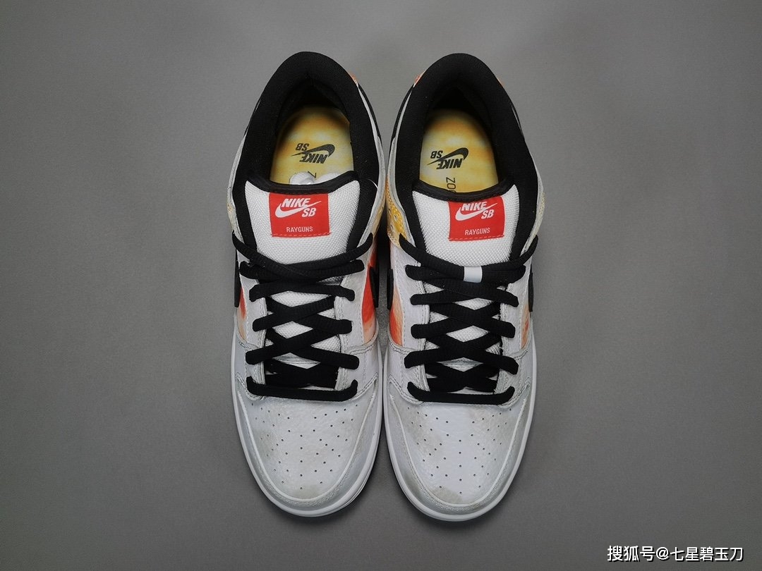 白外星人nikedunklowprosbraygunwhite