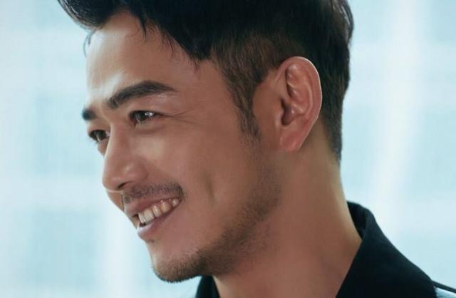 原创小包总杨烁飘了从顶流到如今慢慢淡出银幕杨烁都做了什么