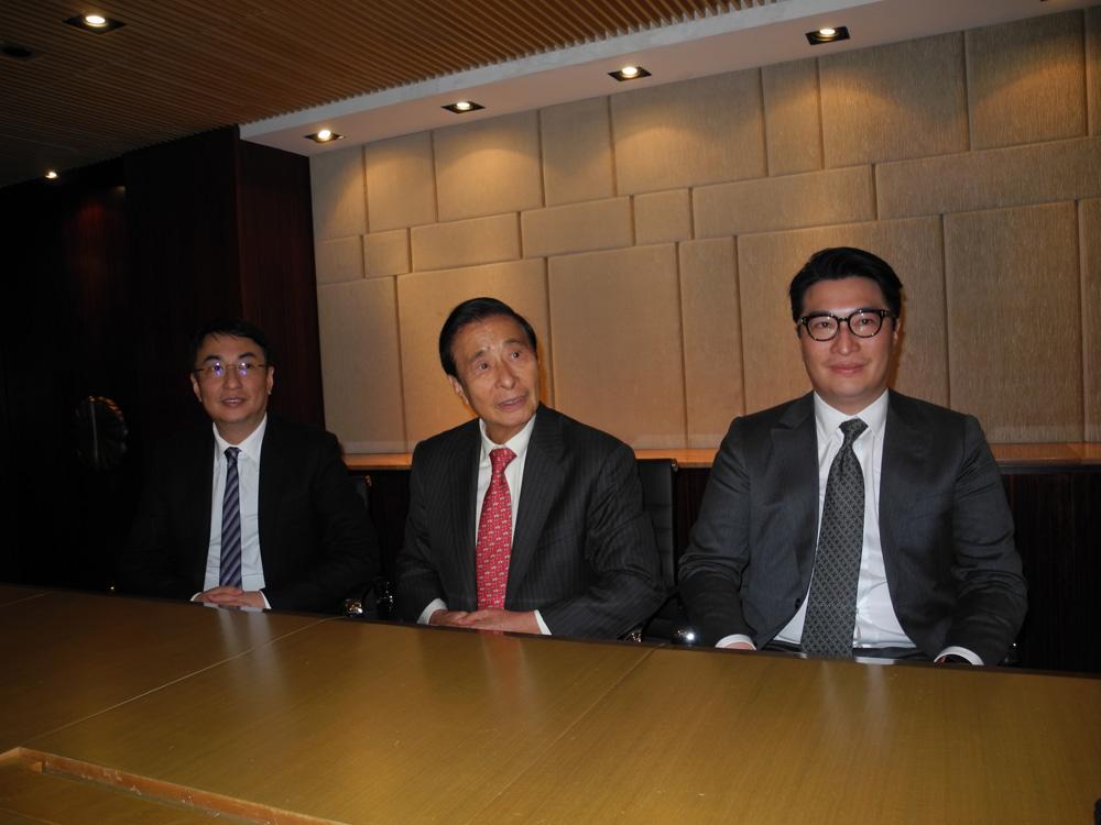 李家杰十分信仰佛教,也非常喜欢艺术,更重要的是他还非常善良,会经常