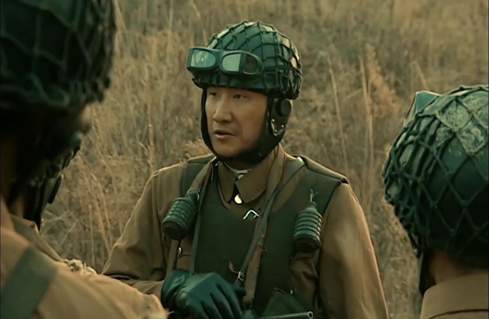 再者,就是山本特种部队已经和赵刚的二三营接上火了,也就意味着自己的