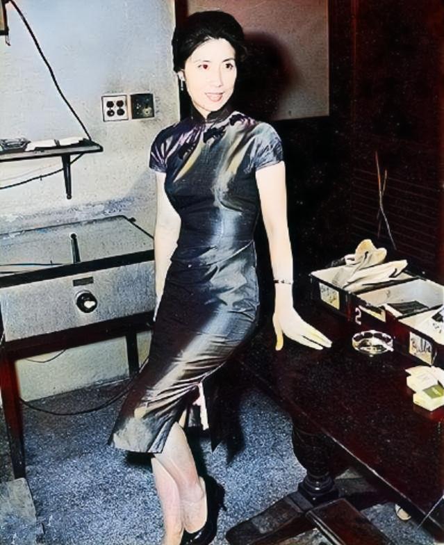 张灵甫遗孀:19岁守寡,追求者众多始终未嫁,图六穿