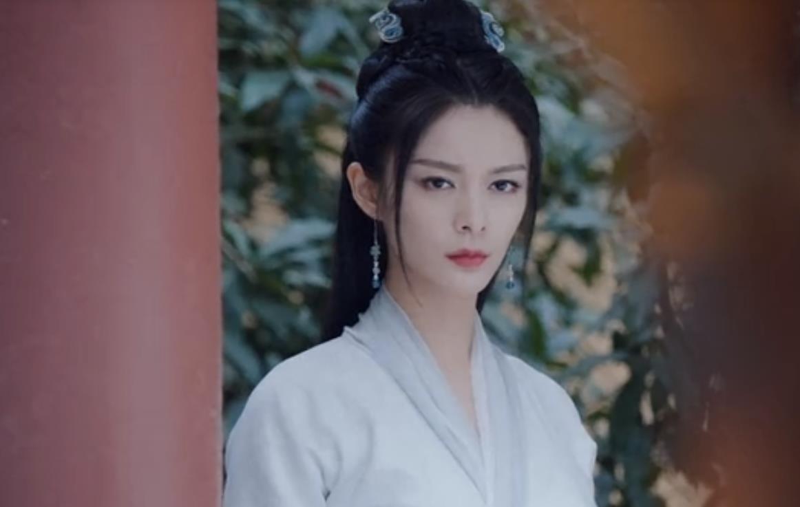 很多观众都祈祷左青鸾能有一个好点的结局,本来只是