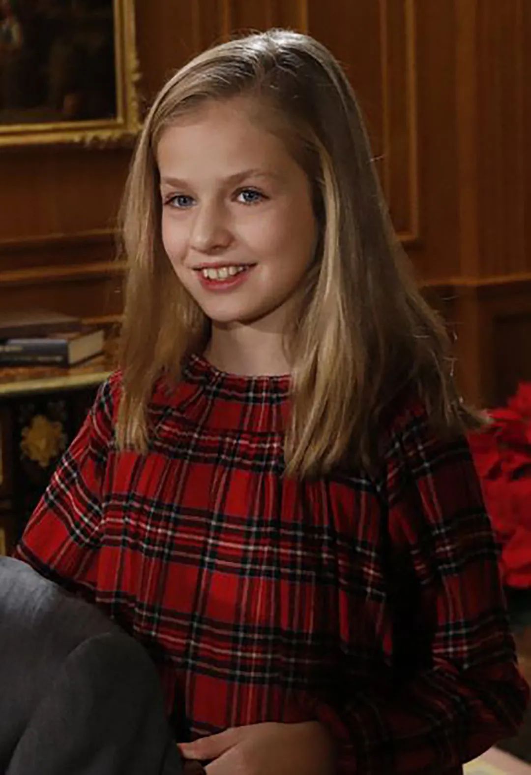 西班牙大公主童言无忌,取笑国王化妆"像女人",二公主跟着附和