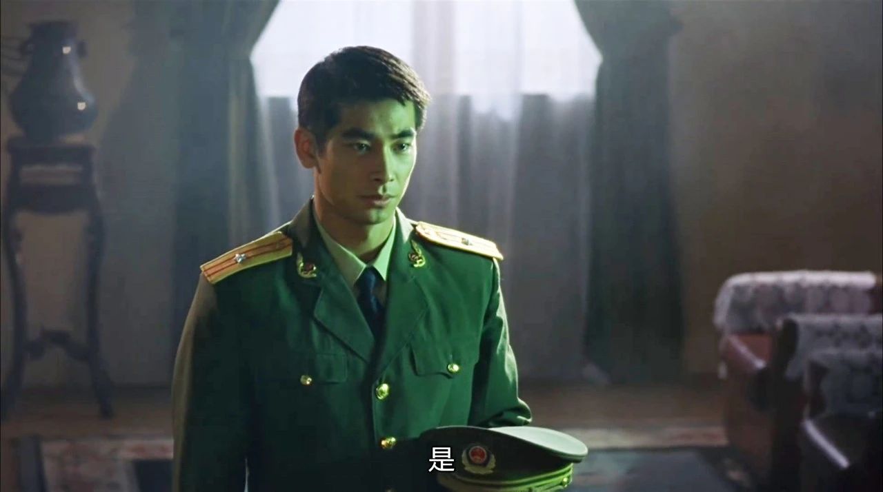 我们熟悉的李连杰,吴京,赵文卓等人,都拍过军旅或战争题材电影.
