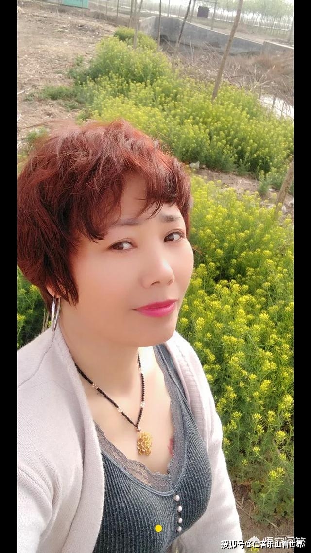 自拍的,有没有女人味儿.