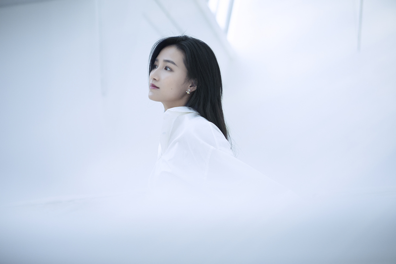 1/ 12 近日,周开开一组生活写真释出.