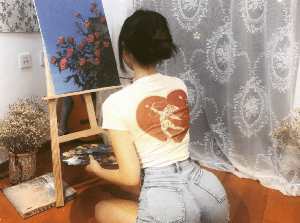 健身5年,练出黄金腰臀比,这种毅力值得学习_康瑞