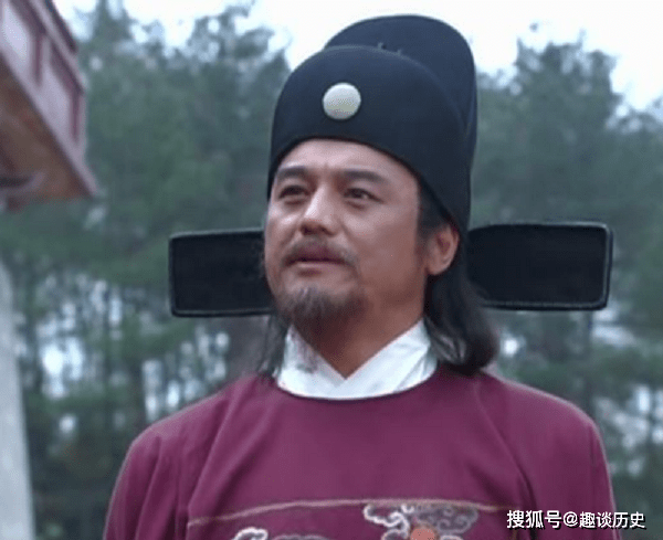 当上了中书省左丞相的胡惟庸,可谓是春风得意,帮助朱元璋处理了不少的