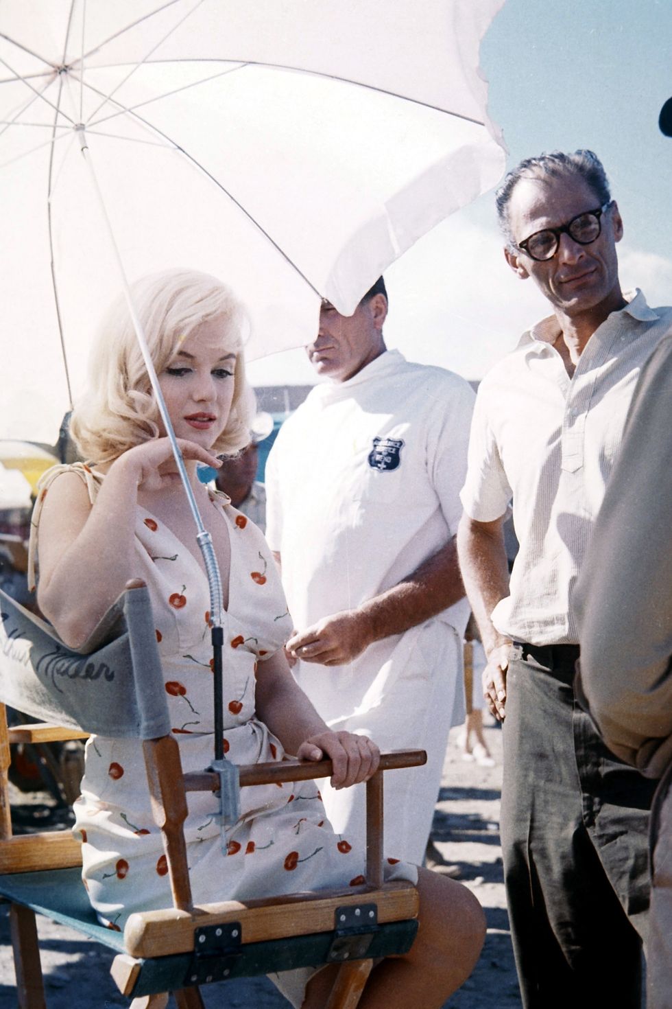 辞世接近60年以来,她的照片从未褪色--玛丽莲·梦露_詹姆斯·多蒂