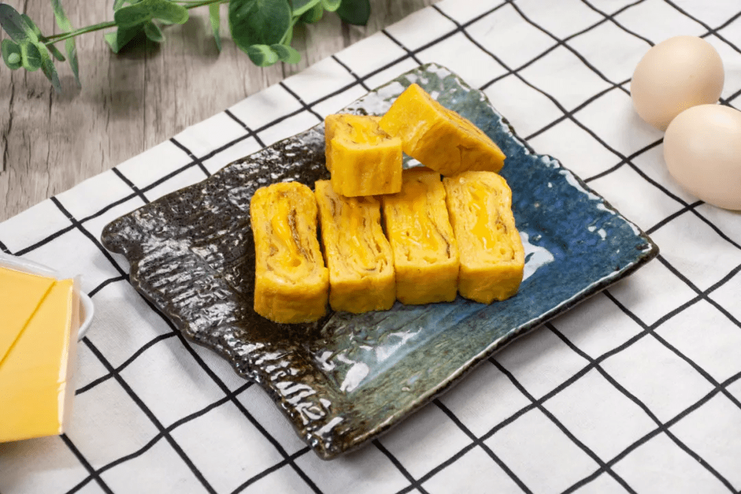 玉子烧作为日本最常见的街头风味小吃,不仅营养高味道