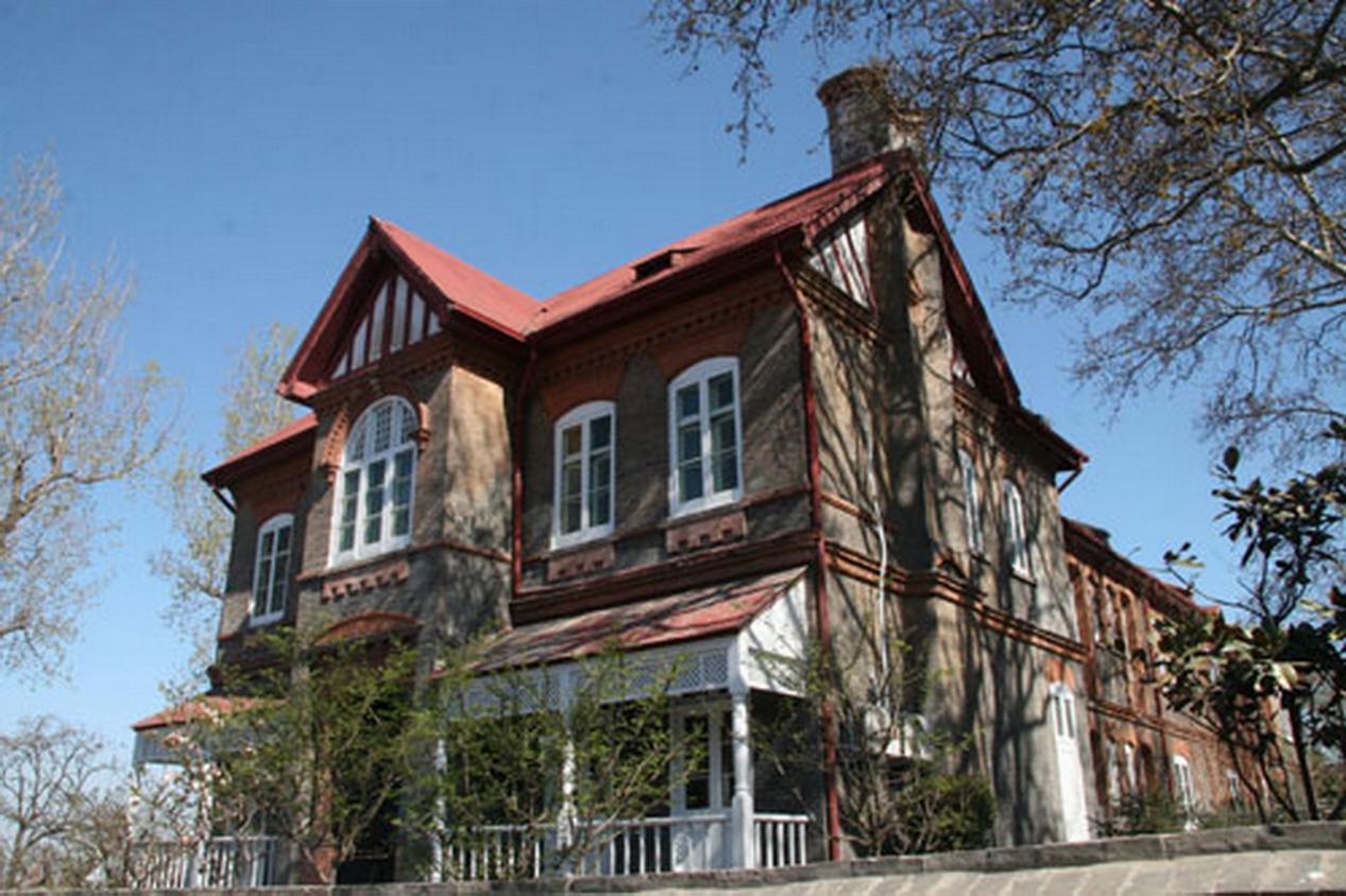 烟台山近代外国领事馆建筑群