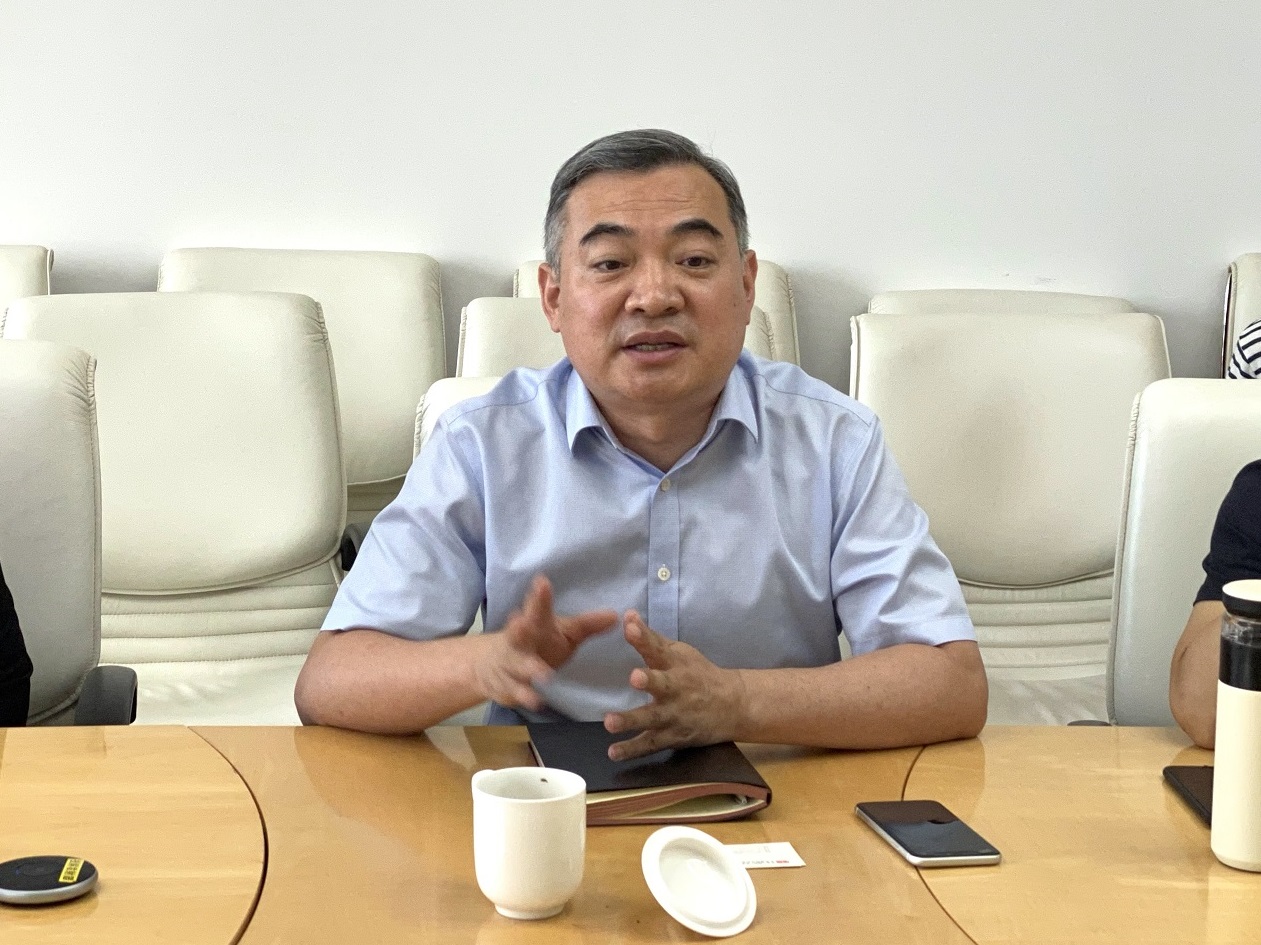 西部开发研究院调研团一行赴北京瑞丽杂志社调研