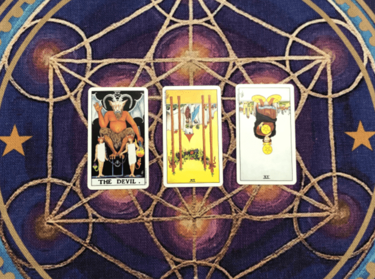 权杖六 逆位宝剑四 审判