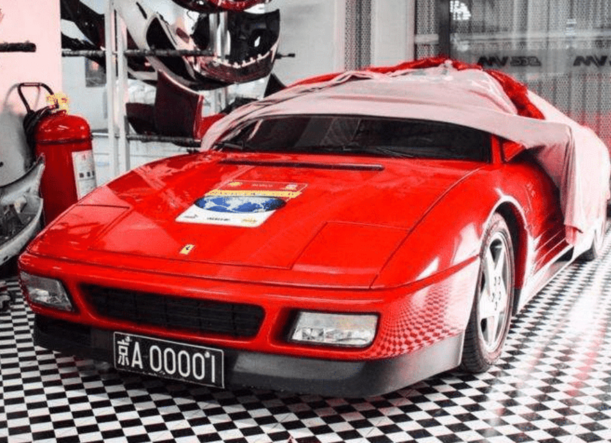 中国第一辆法拉利被他买走,几十年不洗车,得知原因众人羡慕了