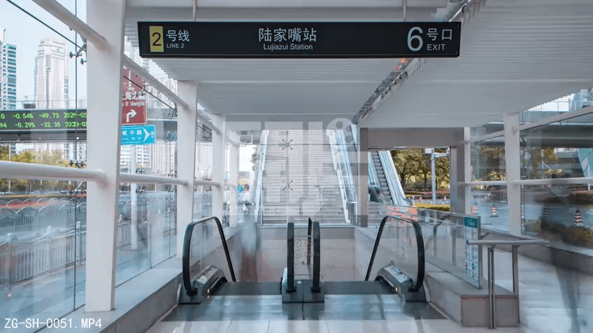开片网上海延时摄影是你们熟悉的金融中心陆家嘴地铁站