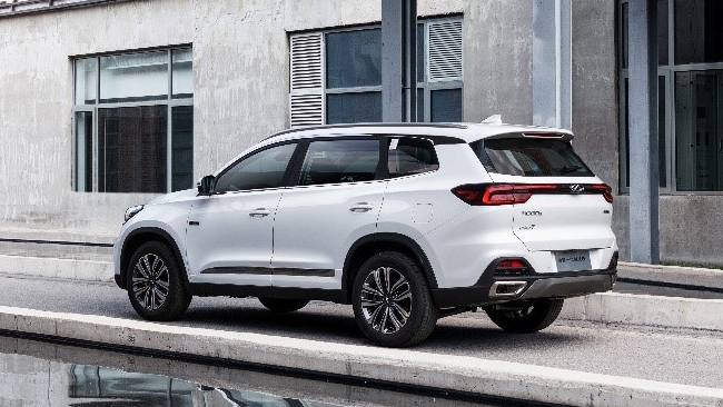 瑞虎8六座版售1299万起空间利用终得当