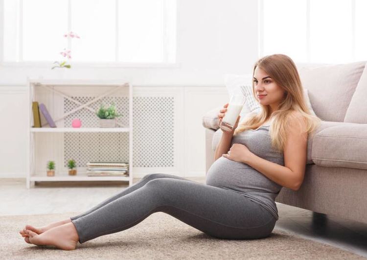 孕晚期,四種易刺激宮縮引發早產的美食,孕婦再