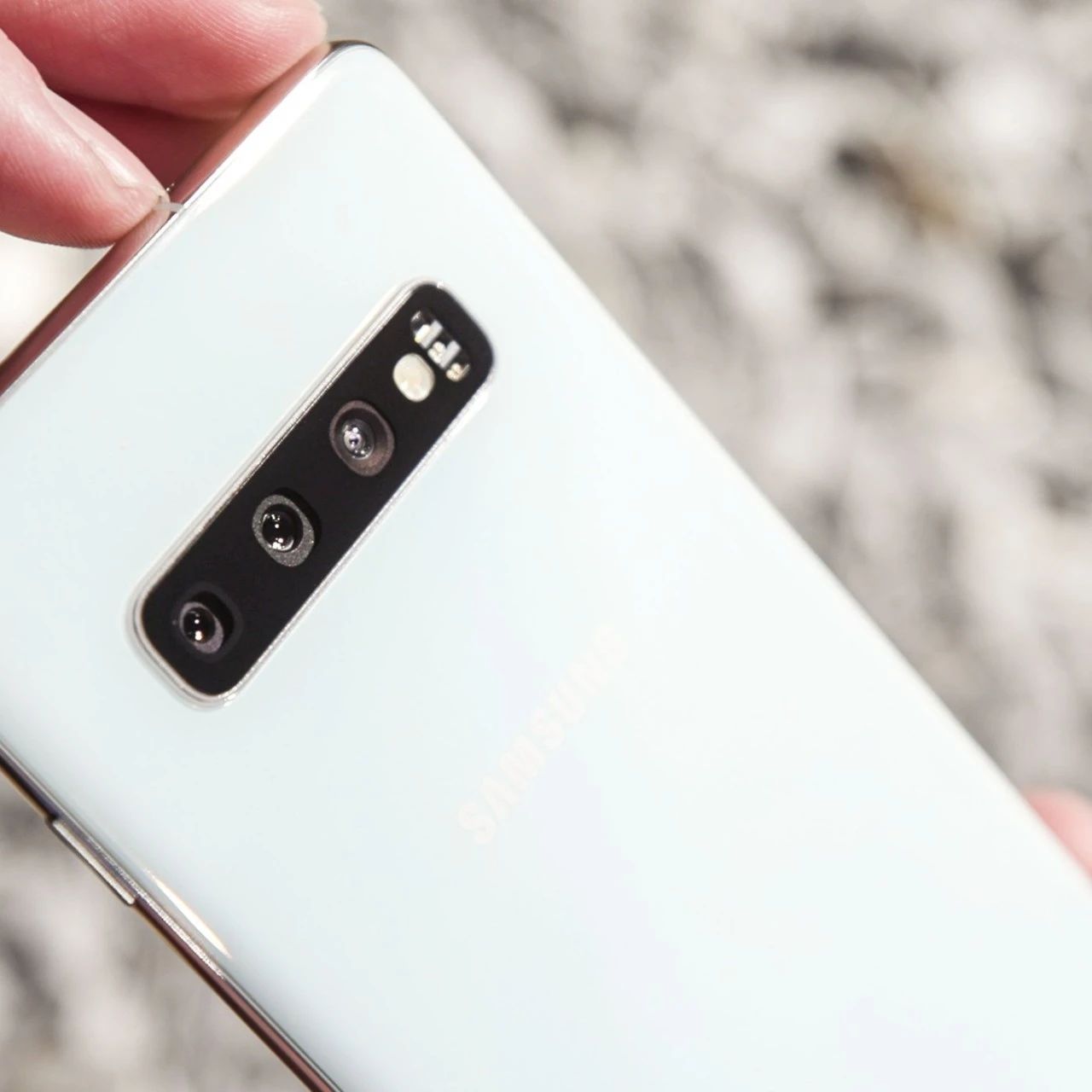 原创二手值得买三星galaxys10无高刷无5g但我是昔日机皇