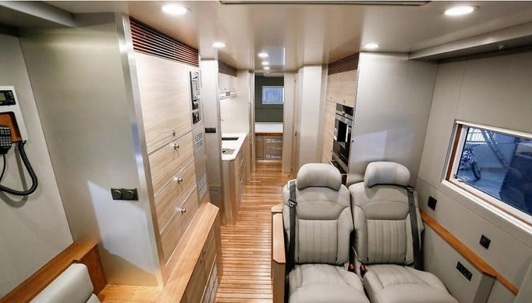 成为豪华越野房车的旗帜 德国man 8x8 2000多的扭矩