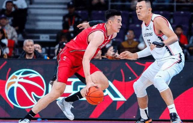 原创以强换弱深圳队四强阵容大换血自杀式交易67