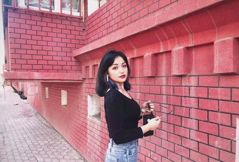 《2020中国好声音》学员玛迪娜: "铁嗓甜心"让谢霆