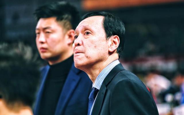 曝63岁老帅回归福建男篮,曾上演cba名场面,或担任助理教练