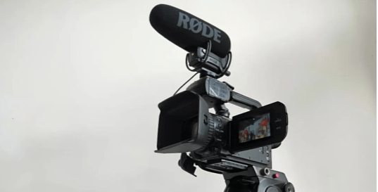 麦田守望者——看XA55记录《成长》的故事