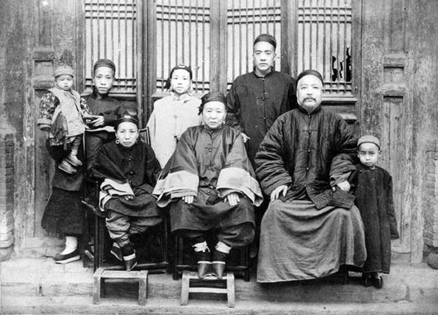 清官刽子手毓贤煽动义和团制造太原惨案死6251人97是中国人