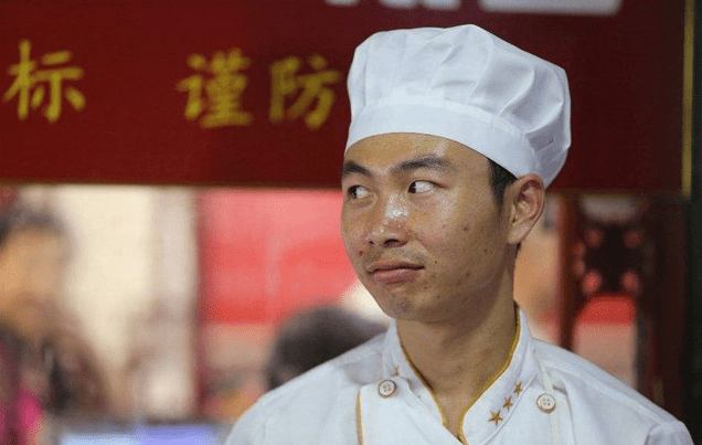 那个走红的拉面哥,娶美女粉丝甩掉老板后,如今怎样了?_田波