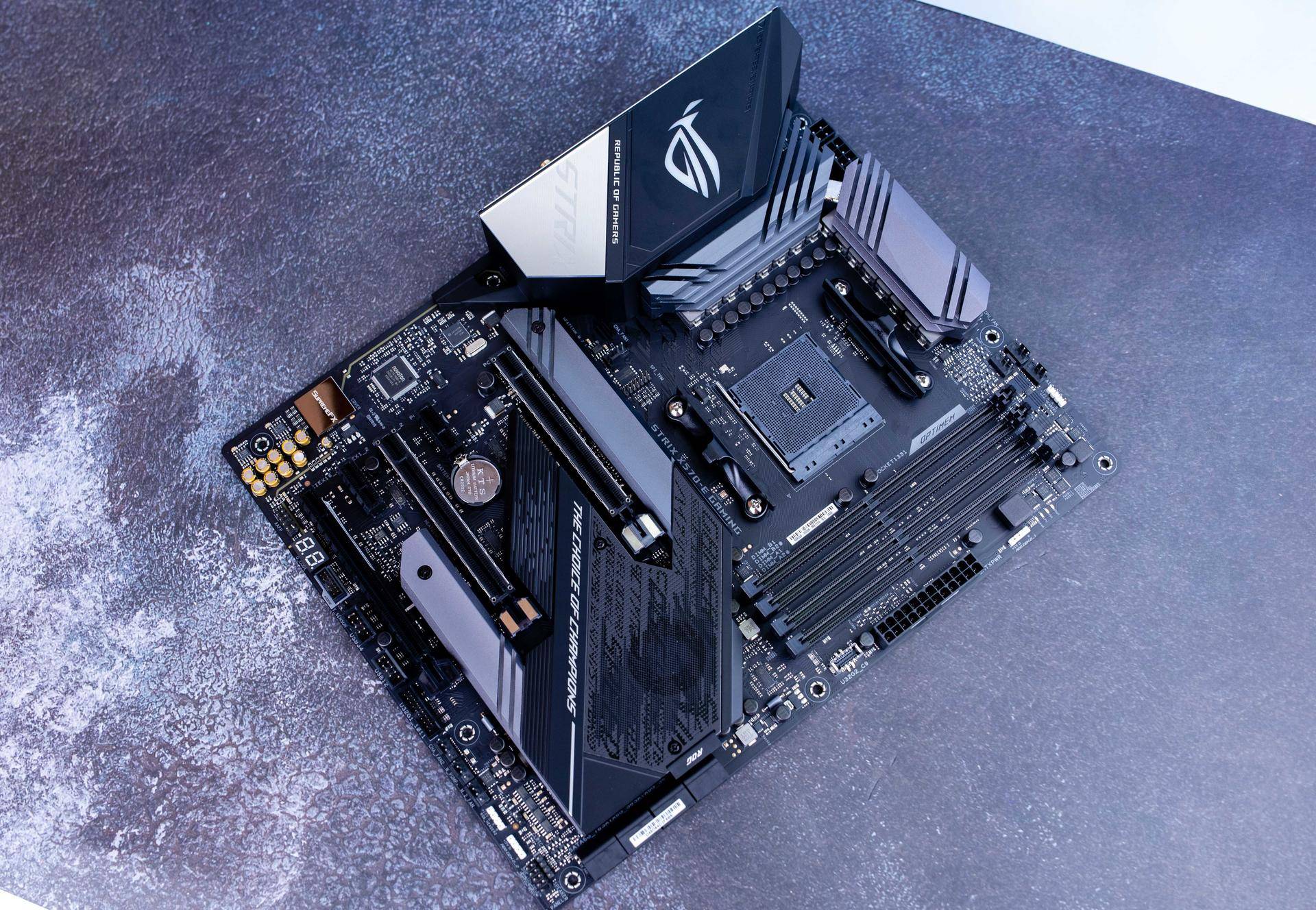 zen3发布在即,x570应该怎么选,rog x570e使用体验