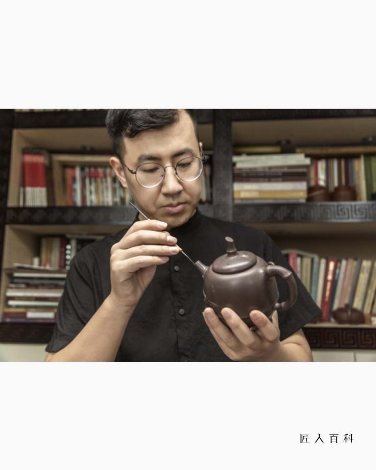 淡雅一壶茶,紫砂是我家——紫砂壶痴任航